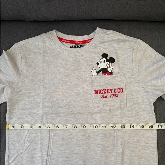 Character Kids Disney Tee - Picture 4 of 6